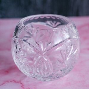 Vintage Lead Crystal Round Vase Bowl Cut Pinwheel & Star Pattern 3.5" Tall